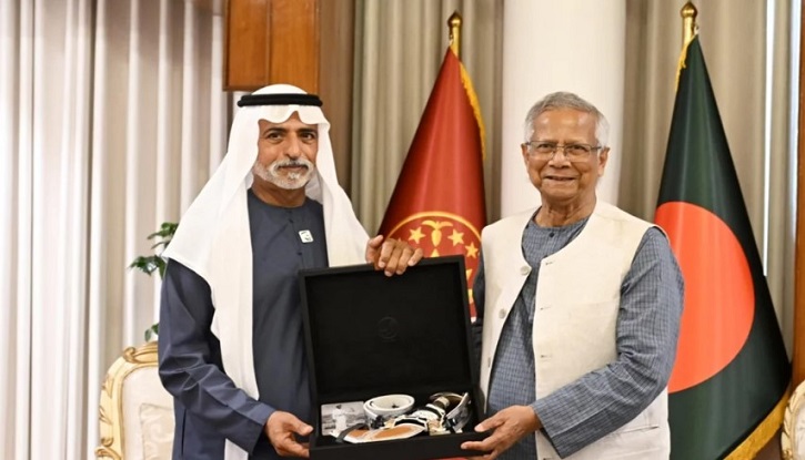 ভিসা চালু করায় আরব আমিরাতকে প্রধান উপদেষ্টার ধন্যবাদ ভিসা চালু করায় আরব আমিরাতকে প্রধান উপদেষ্টার ধন্যবাদ